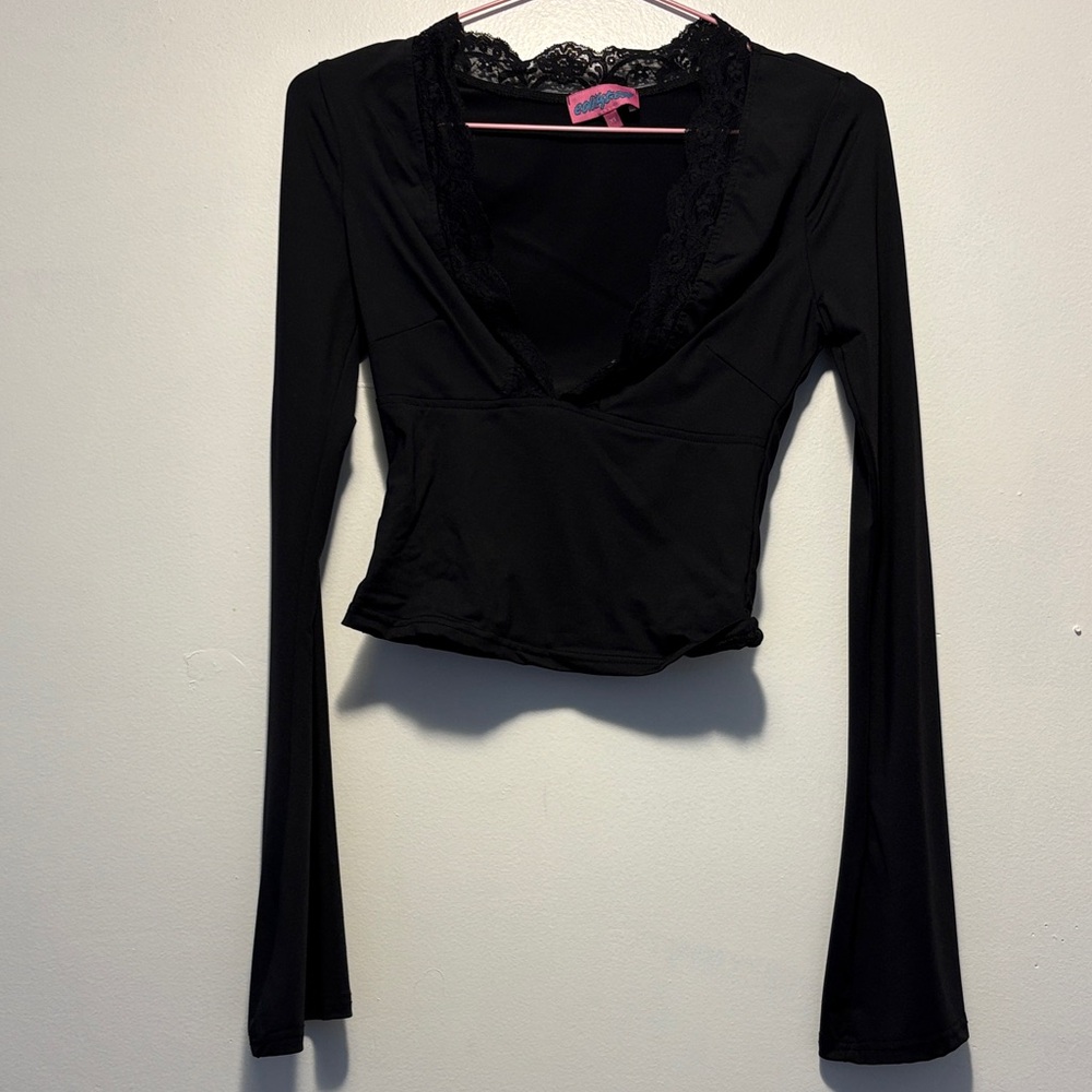 NWOT Edikted Elegant Black Lace Blouse